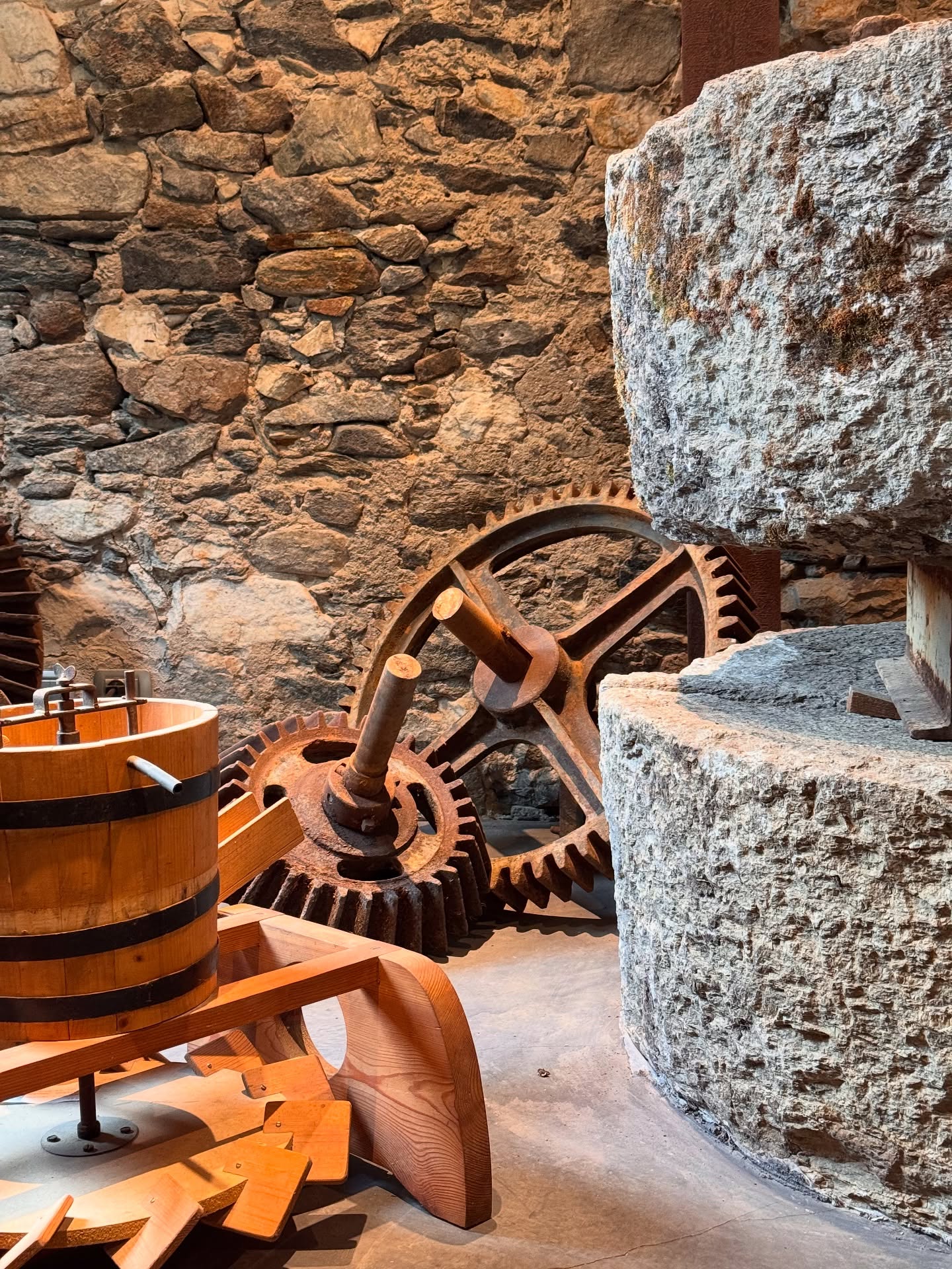Macine e ingranaggi storici nella Fabbrica di San Lorenzo