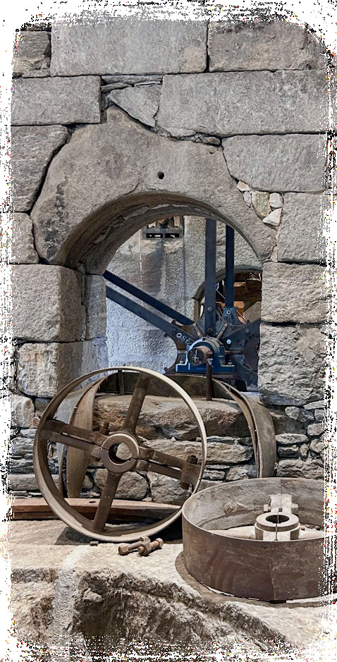 Pulegge e ingranaggi storici nella Fabbrica di San Lorenzo